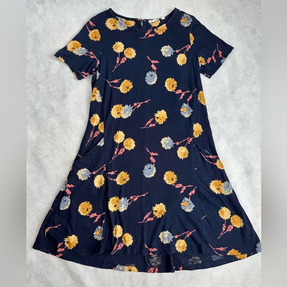 Fat Face Dresses & Skirts - Size 12 Fat Face floral casual navy dress